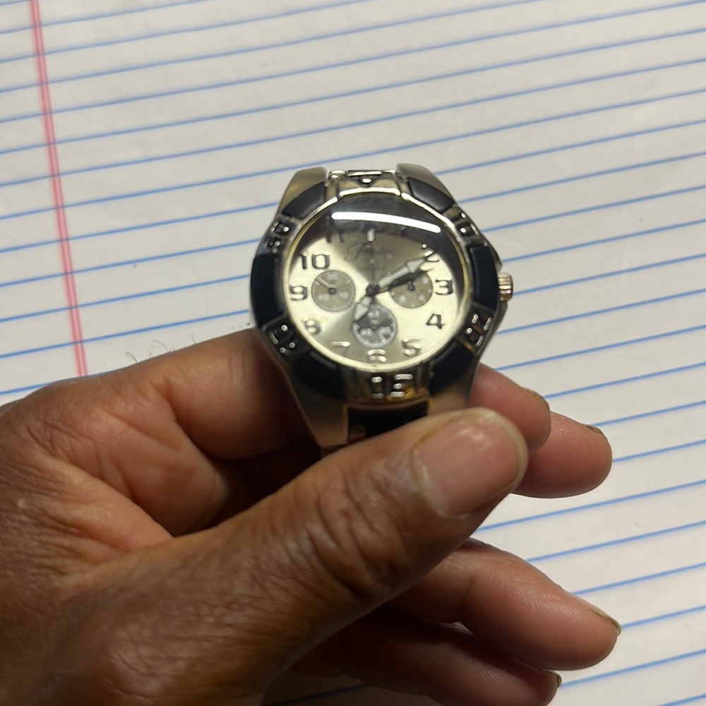 Quart stainless steel men’s watch
